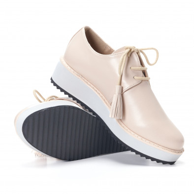 Дамски бежови обувки с бели подметки it240118-60 5