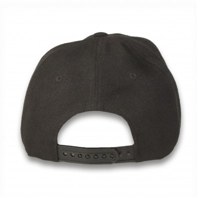 Мъжка черна шапка с права козирка и емблема it220316-5 3