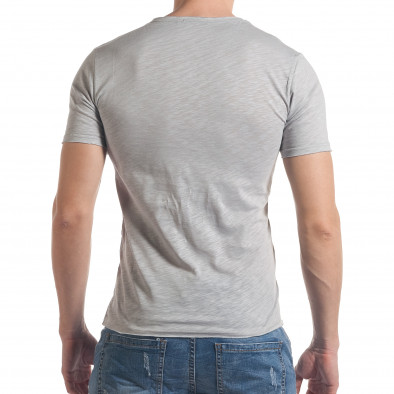 Мъжка сива тениска с остро деколте it030217-12 3