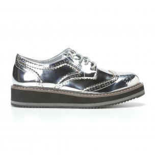 Дамски сребристи обувки с връзки Sweet Shoes - FASHIONMIX.eu Дамски сребристи обувки с връзки Sweet Shoes