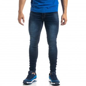 Намачкани мъжки дънки в цвят индиго Skinny fit - FASHIONMIX.BG Намачкани мъжки дънки в цвят индиго Skinny fit