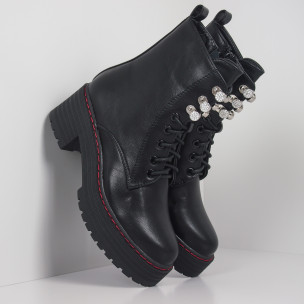 Черни дамски боти на платформа с ток - FASHIONMIX.BG Черни дамски боти на платформа с ток
