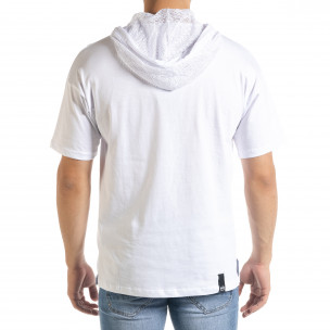 Бяла мъжка тениска с принт и качулка  2