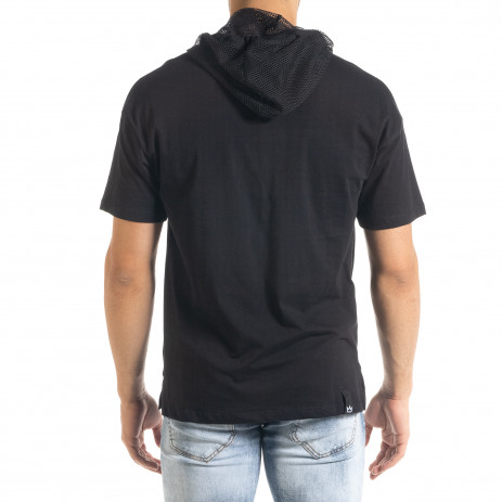Черна мъжка тениска с принт и качулка 2