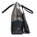 Дамска шагренирана сребристо-черна чанта с пискюл il071022-16 4