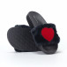 Дамски черни пухкави чехли със сърце it230418-53 4