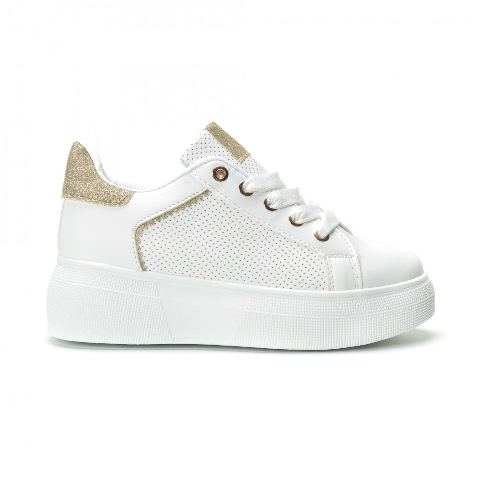 Γυναικεία λευκά sneakers με λεπτομέρειες από χρυσόσκονη