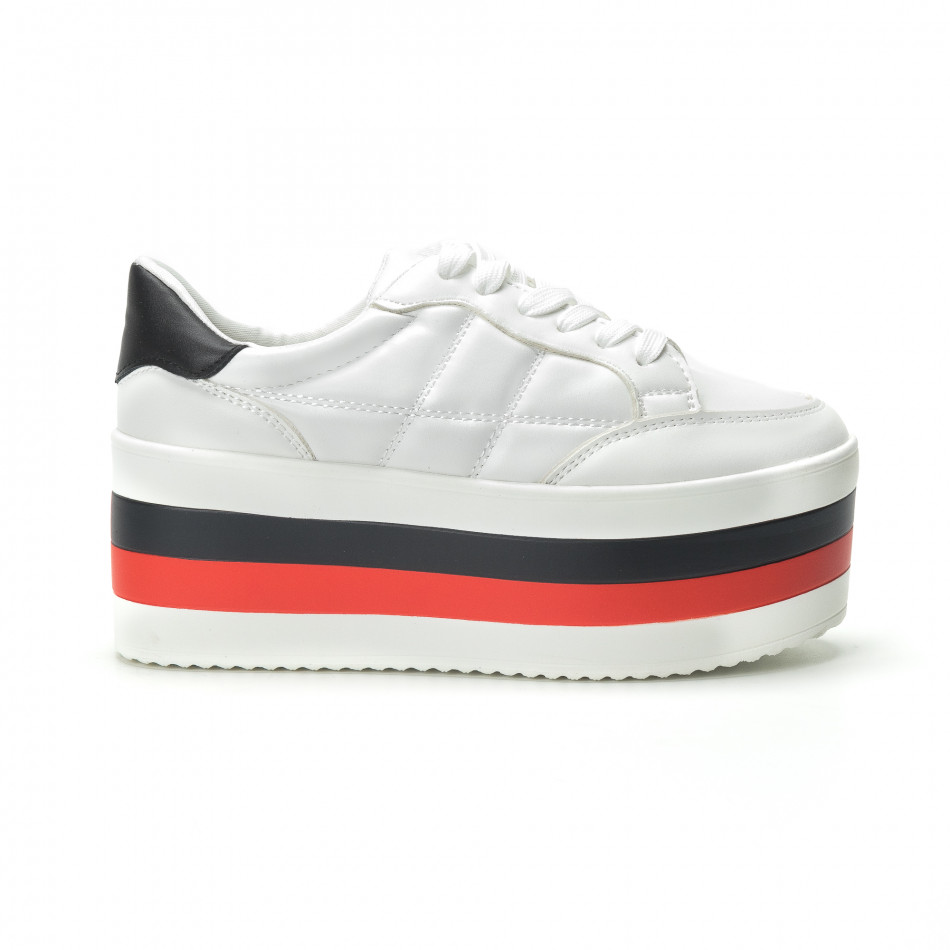 Γυναικεία λευκά sneakers με πλατφόρμα