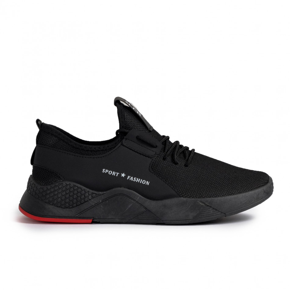 Ανδρικά μαύρα sneakers με κόκκινη λεπτομέρεια
