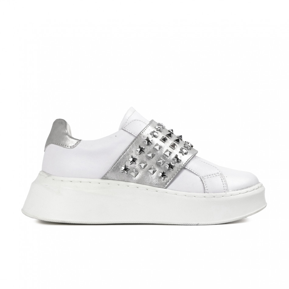 Γυναικεία λευκά sneakers με ασημί λεπτομέρεια και λάστιχα AB2301-4