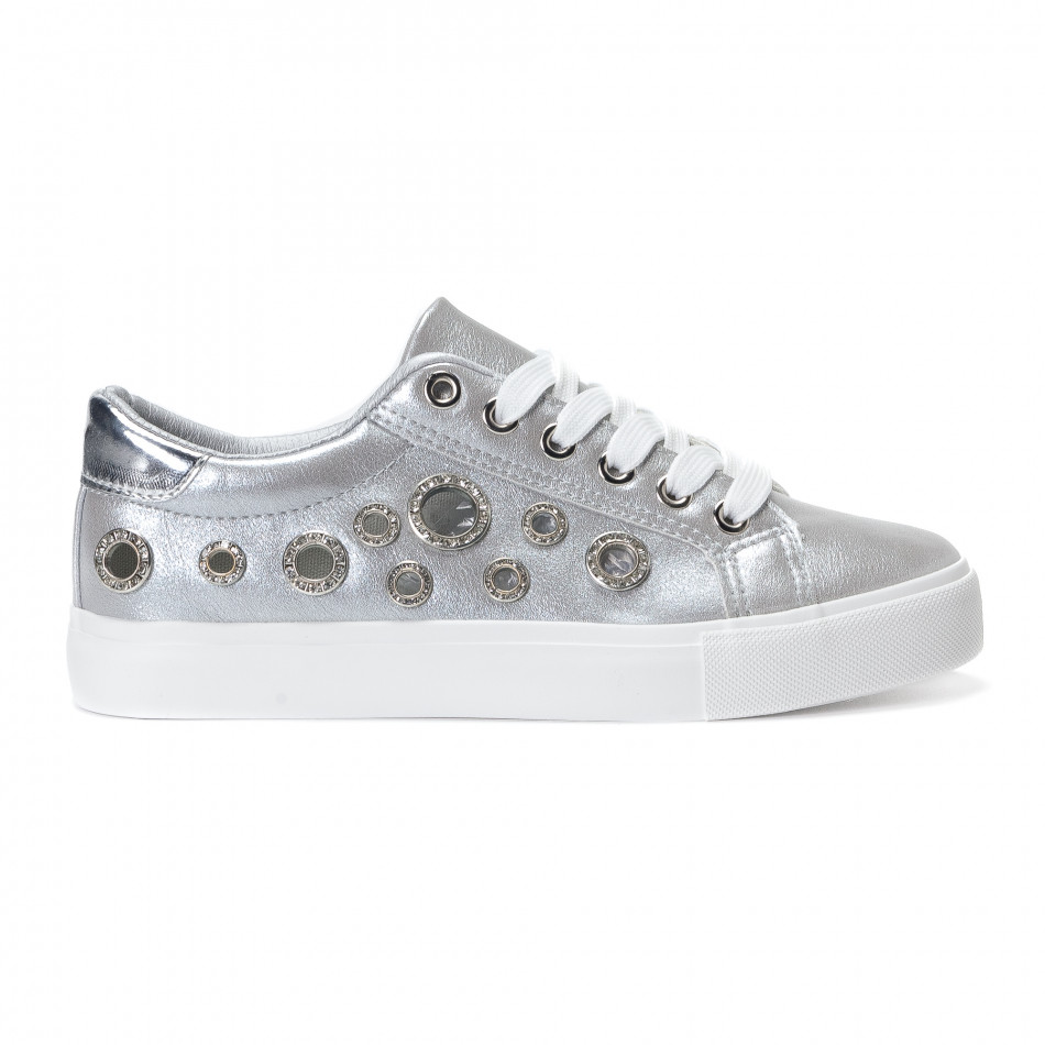 Γυναικεία γκρι sneakers από οικολογικό δέρμα με διακοσμητικές πέτρες