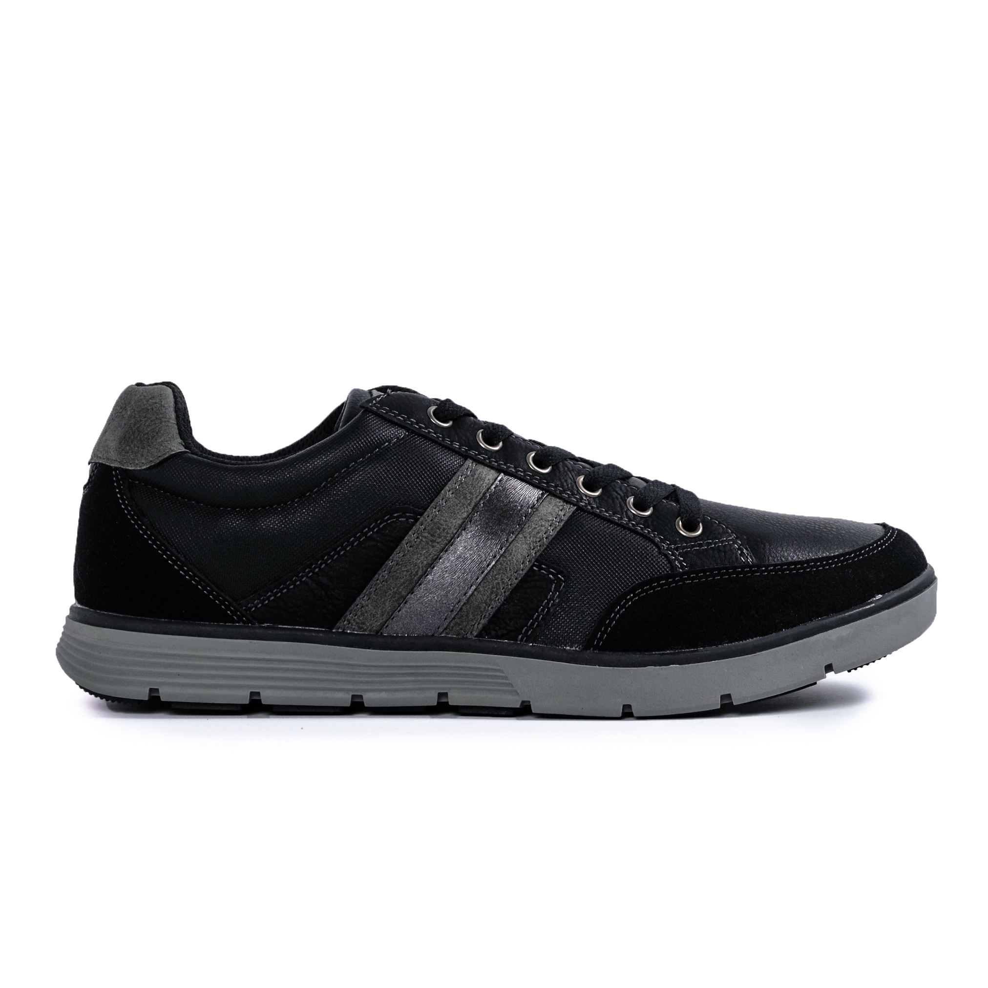 Ανδρικά μαύρα sneakers με γκρι λεπτομέρειες